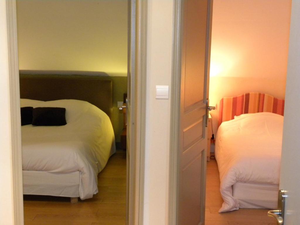 Hotel La Bastie D'urfe Naussac (Aveyron)