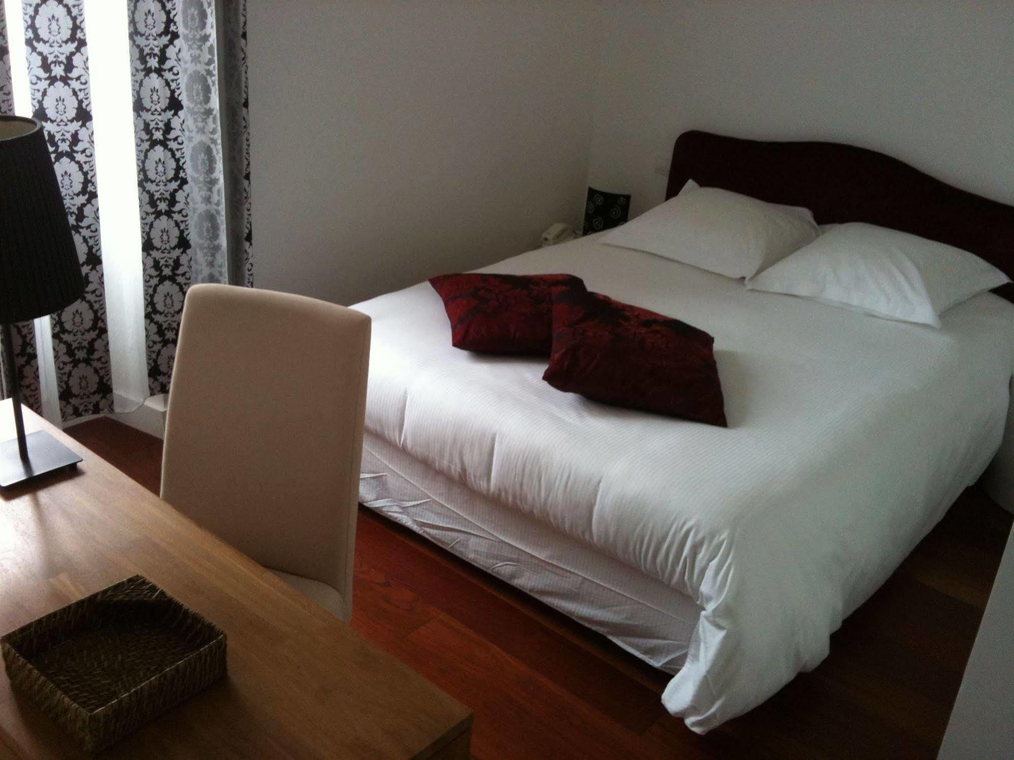 La Bastie D'urfe Hotel 3*